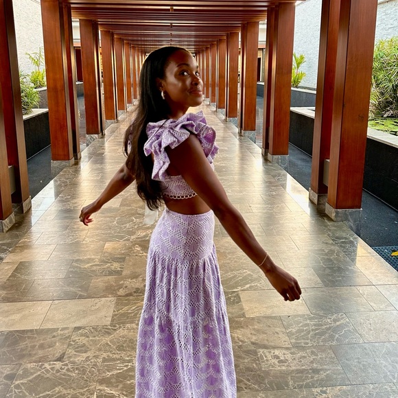 Meet your Posh Ambassador, Courtney✨ - Picture 6 of 6